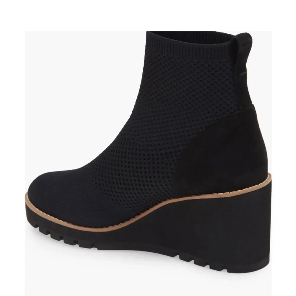 Eileen Fisher Quill Stretch Knit Wedge Booties in Black Size 7.5